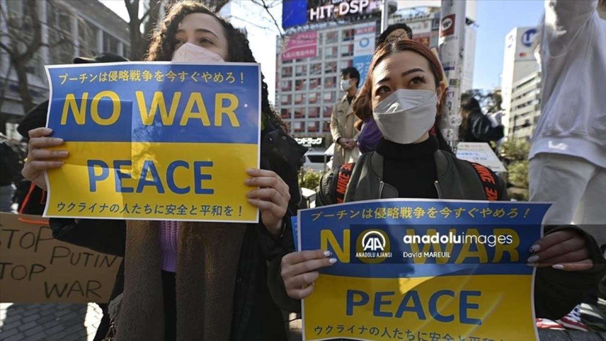برگزاری تظاهرات علیه مداخله نظامی روسیه به اوکراین در توکیو