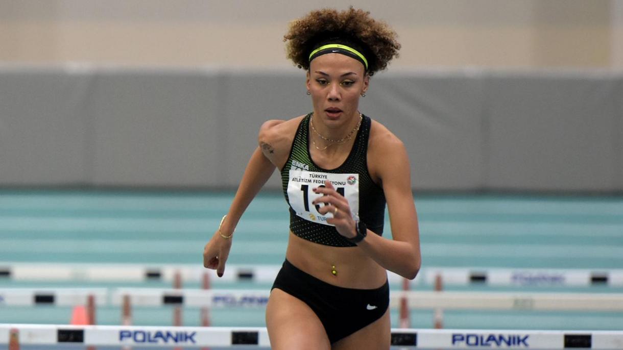 Buse ganó la medalla de oro en Finlandia
