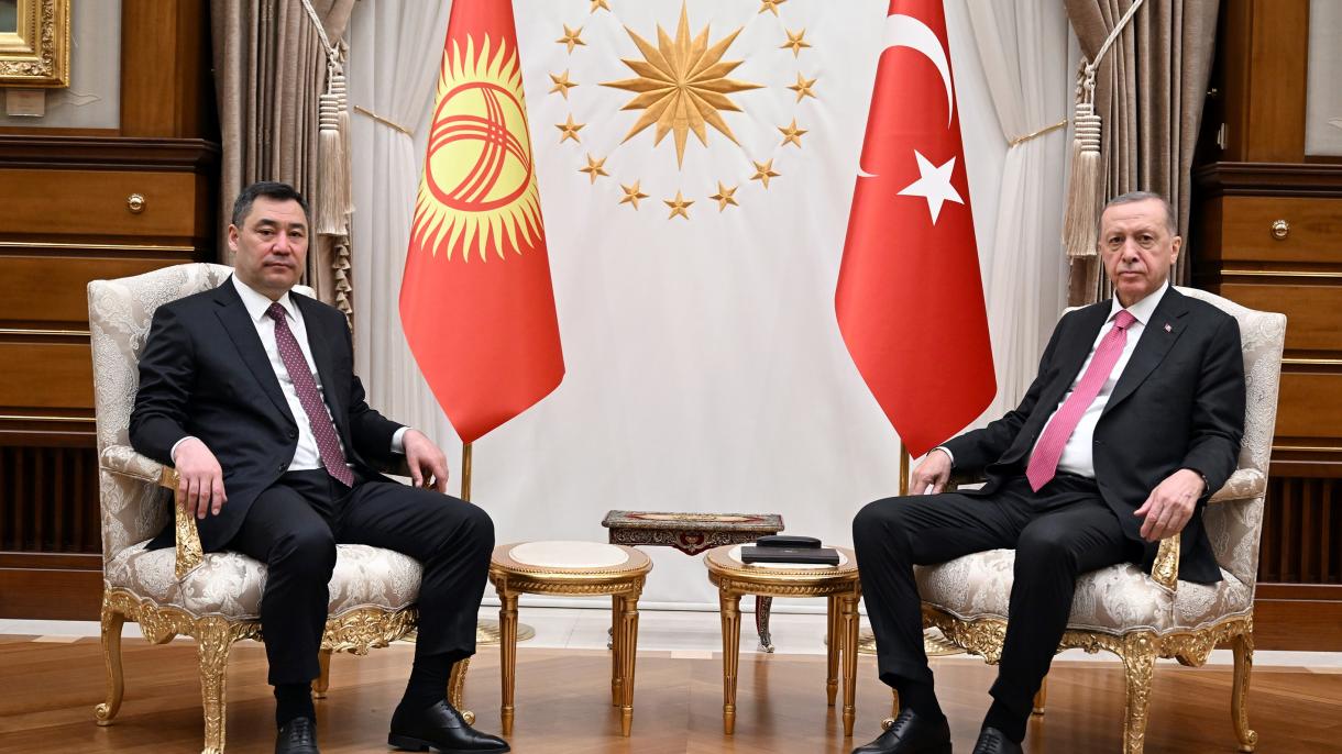 KG Cumhurbaşkanı Sadır Caparov-Cumhurbaşkanı Erdoğan 2.jpg
