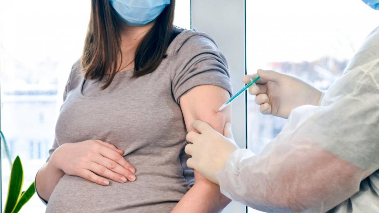 В САЩ бременните се призовават да се ваксинират...