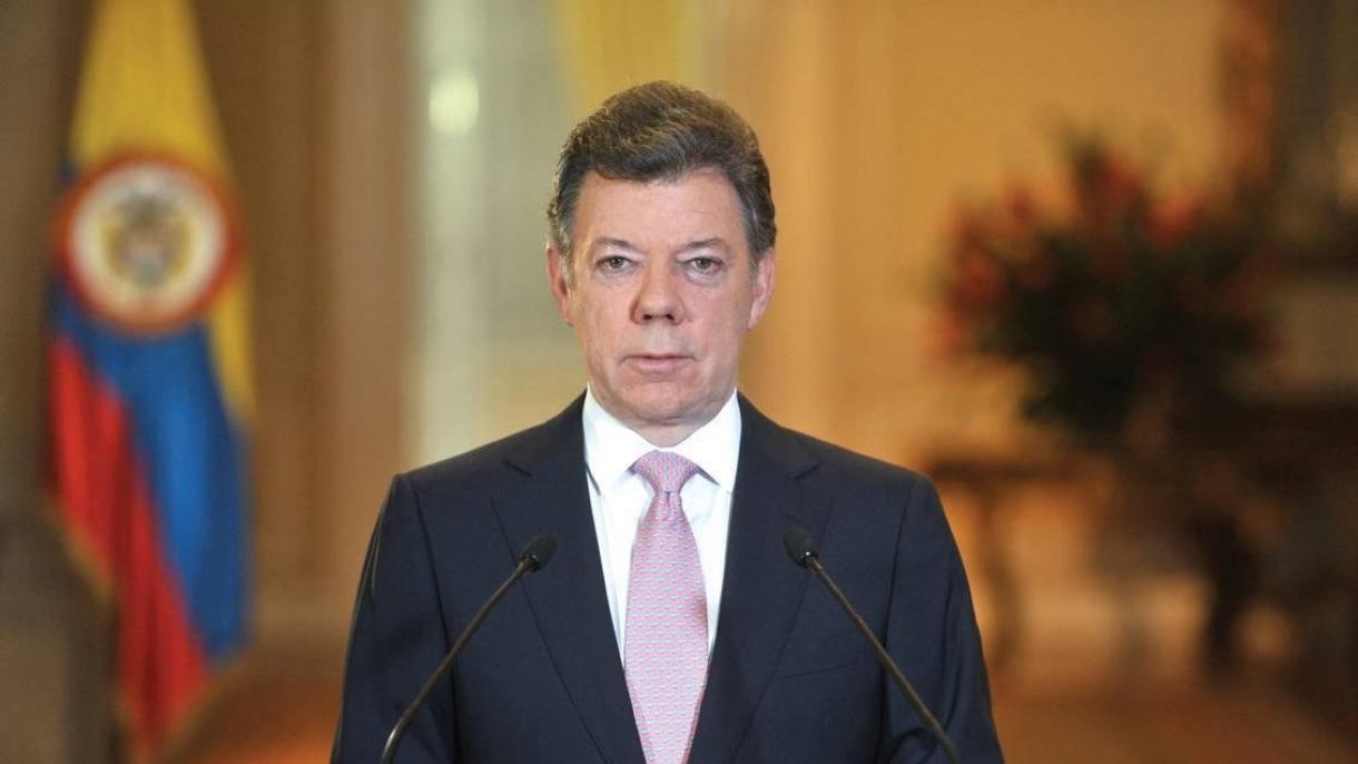 Santos ordena regreso de negociadores de Quito tras nuevos ataques del ELN
