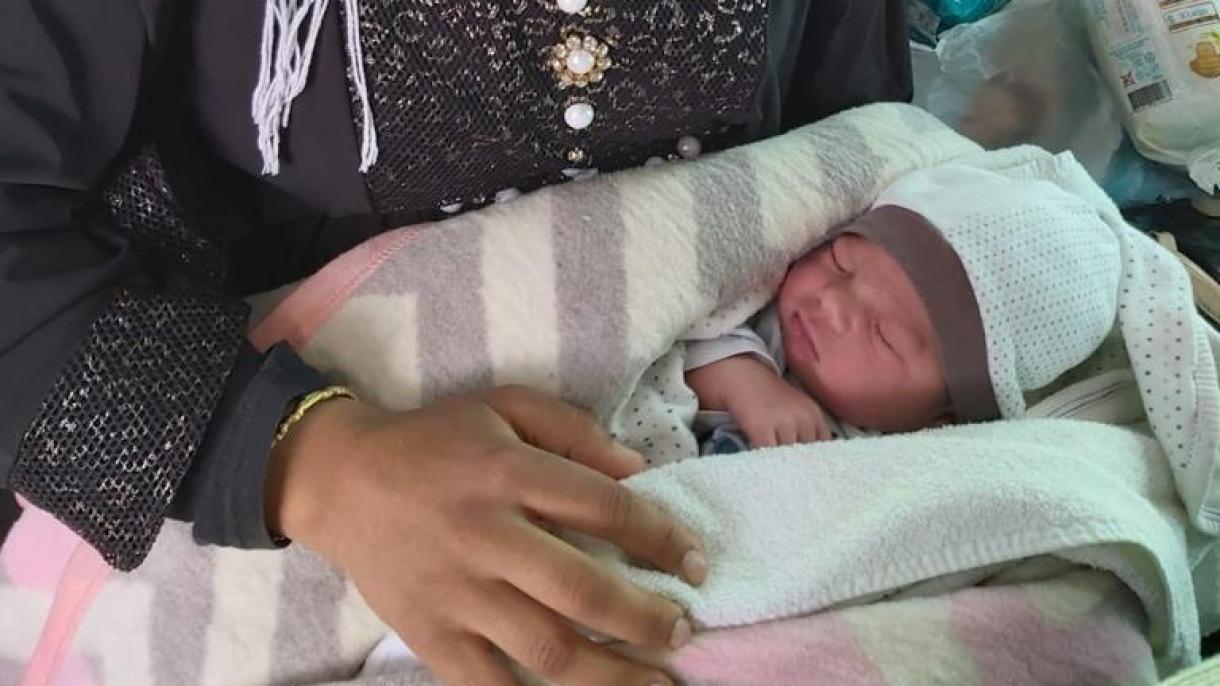 土耳其收留叙利亚新生婴儿和产妇