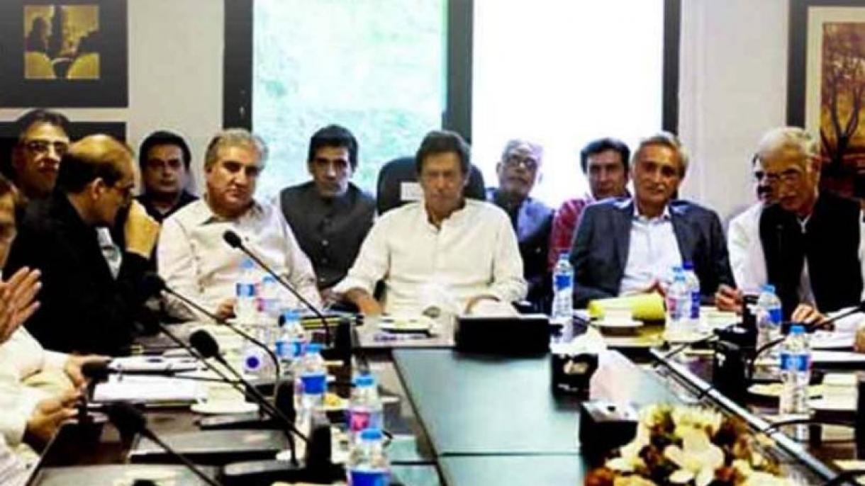 عمران خان کی زیرقیادت اجلاس میں وفاق،خیبرپختونخواہ،پنجاب اوربلوچستان میں حکومت تشکیل دینے پر غور