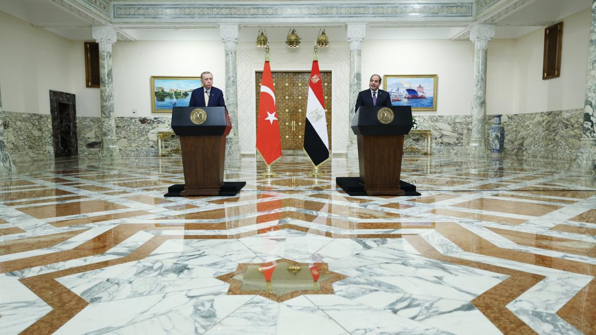 Președintele egiptean: "Deschidem o nouă pagină în relațiile dintre cele două țări"