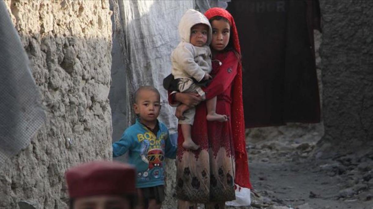 Afganistán comenzó una campaña de vacunación contra la polio tras el triunfo talibán