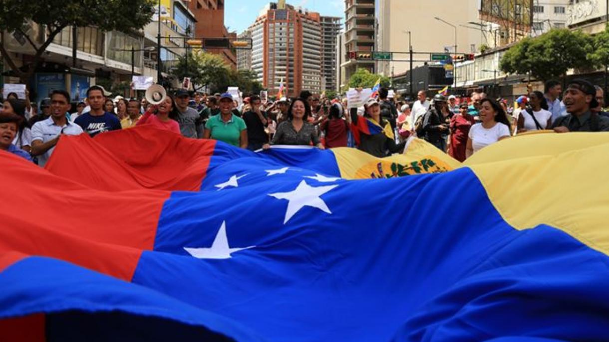مذاکرات حکومت وینزیویلا و جناح مخالف