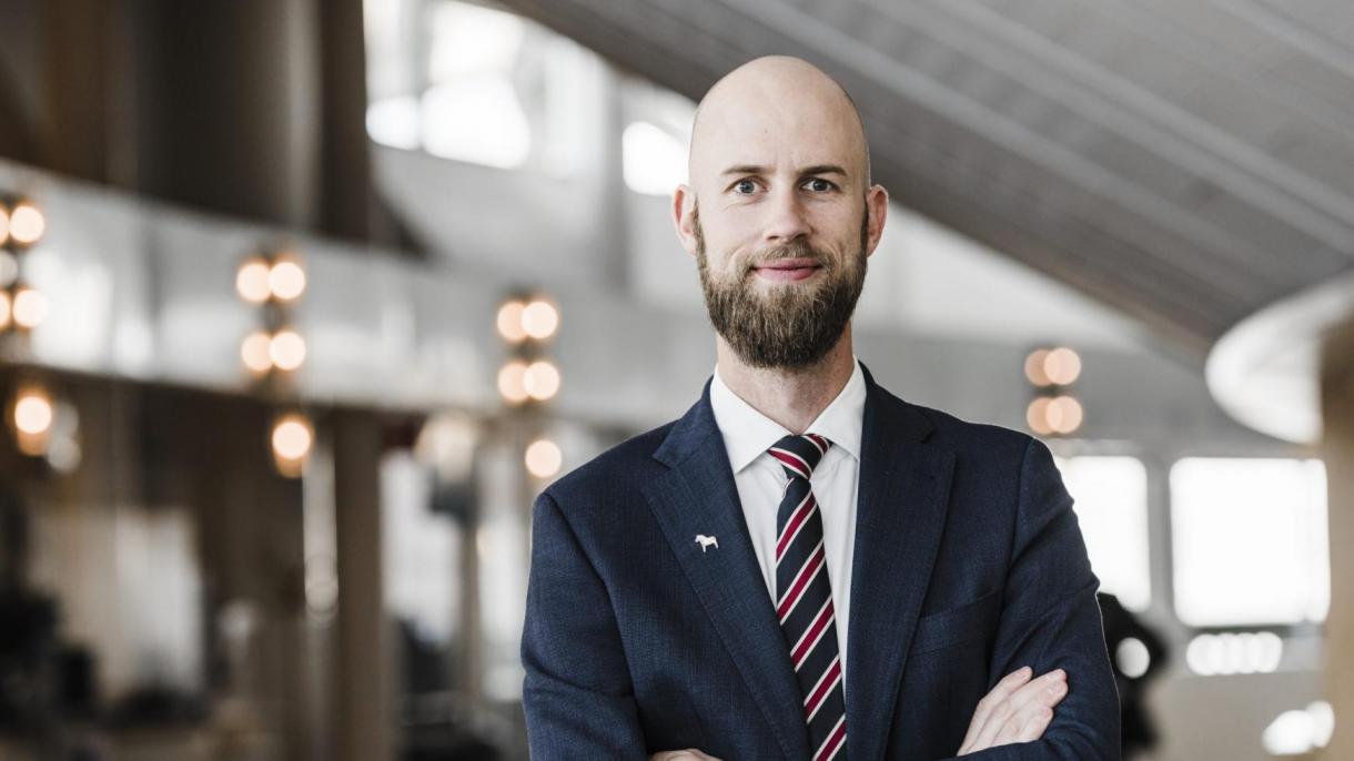 “Şwesiýa Urşa Taýar Bolmaly”