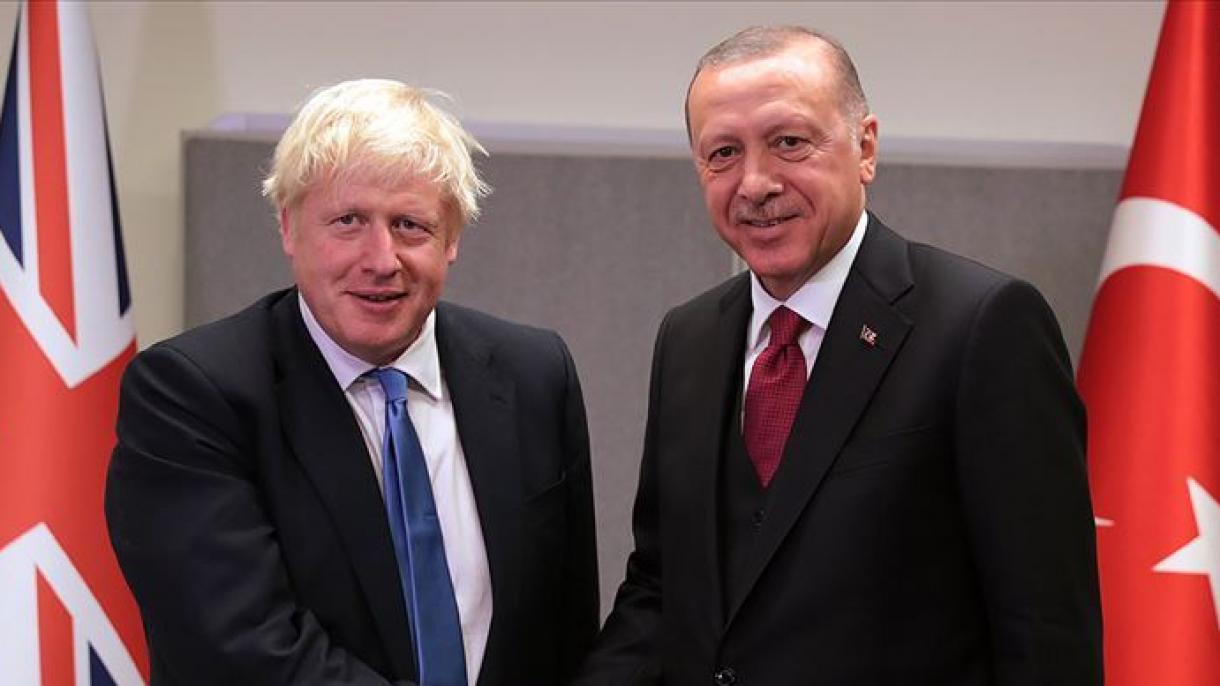 Erdogan e Johnson tratam as relações bilaterais