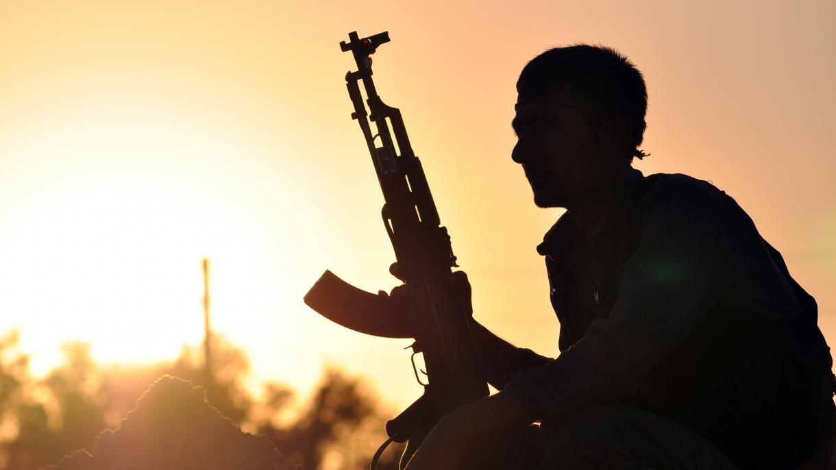 恐怖组织YPG / PKK扣留援助组织人员