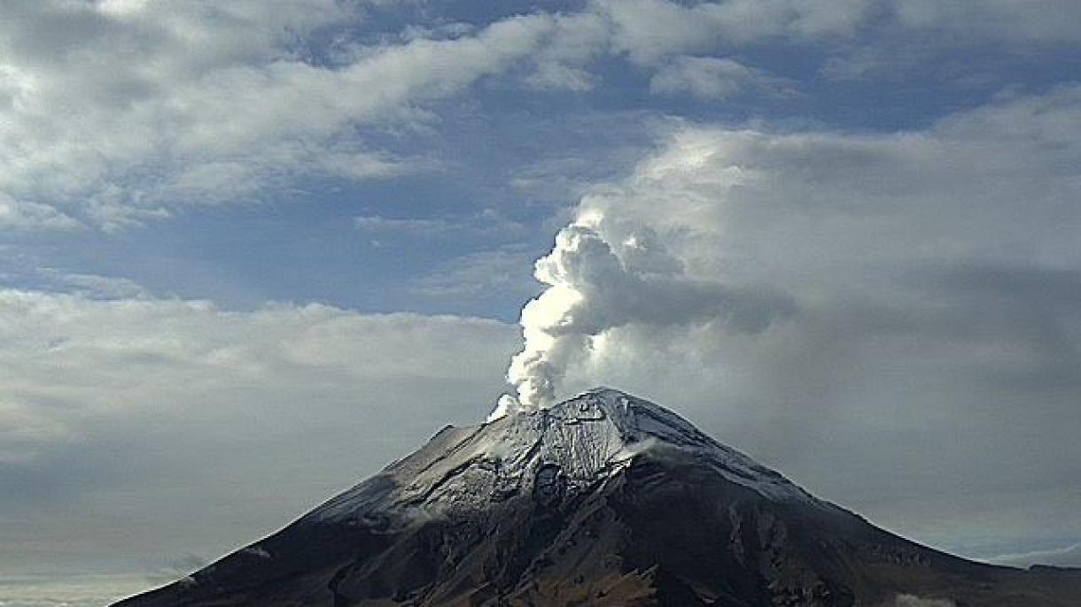Al menos 30 pueblos cerca del volcán Mayon de Filipinas serán evacuadas permanentemente