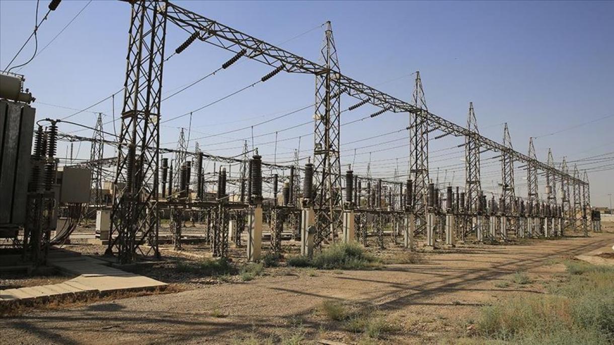 【イラク】 高圧線に攻撃、5県で停電