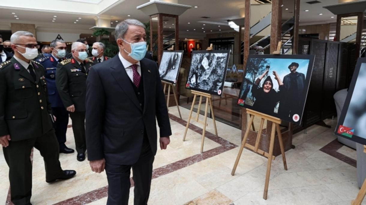 阿卡尔悼念阿塞拜疆霍贾利大屠杀遇难者