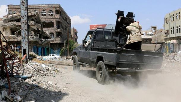 یمن:سعودی طیاروں کی بمباری درجنوں ہلاک و زخمی