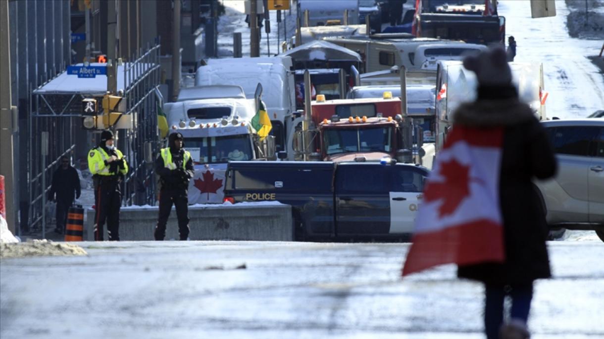 加拿大反疫苗卡车司机继续示威