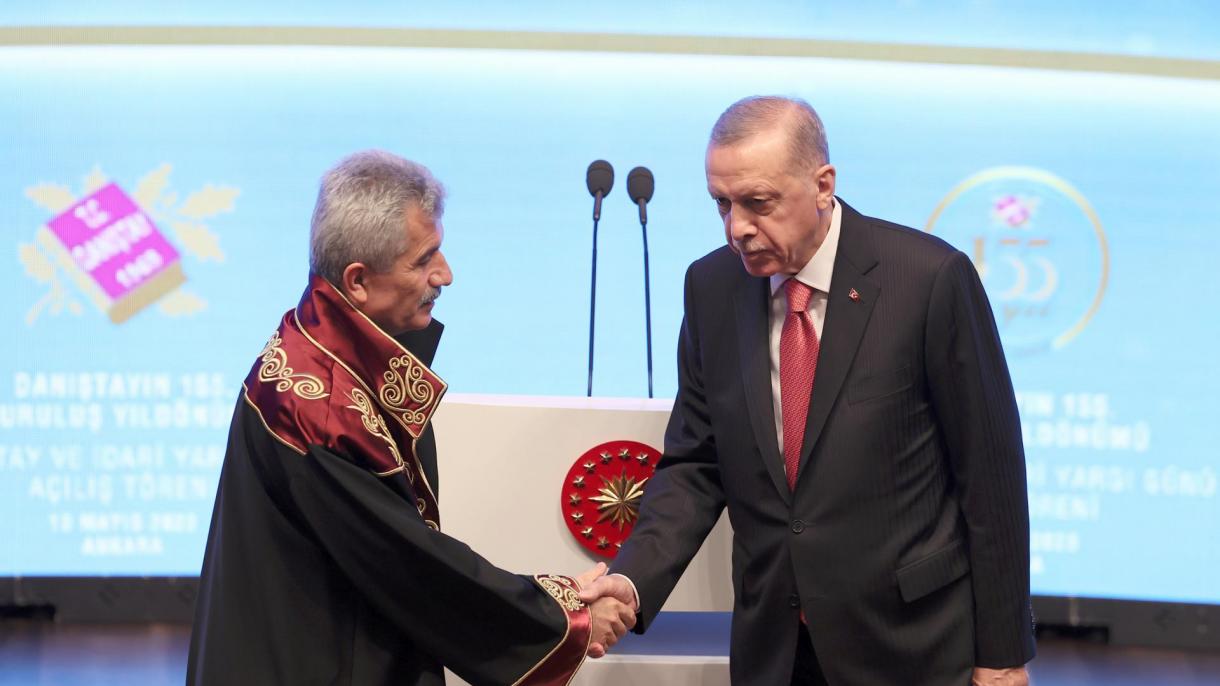 Эрдоган:«Түркия кылымынын максаттарынын бири өлкөнү жарандык конституцияга алып келүү»