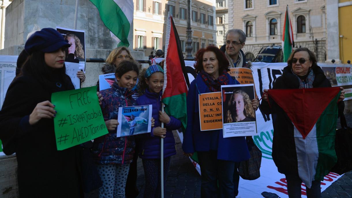 Proteste a Roma per chiedere liberazione di Ahed Tamimi