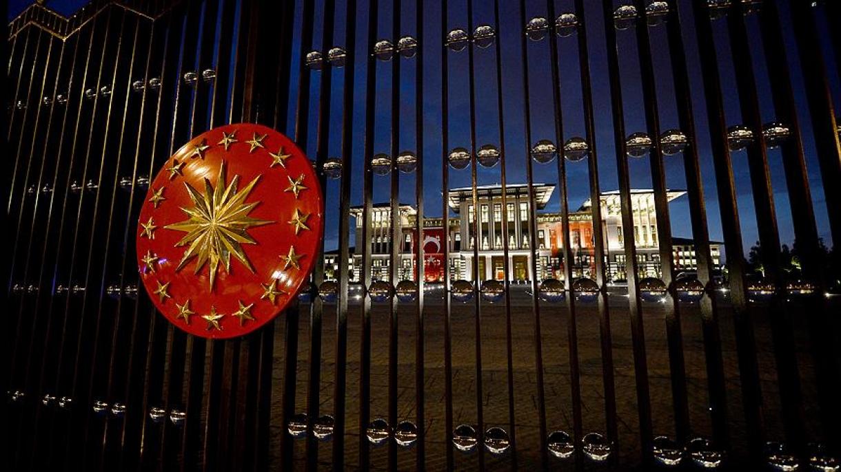 Presidente Erdogan convida os líderes dos partidos ao Conjunto Presidencial