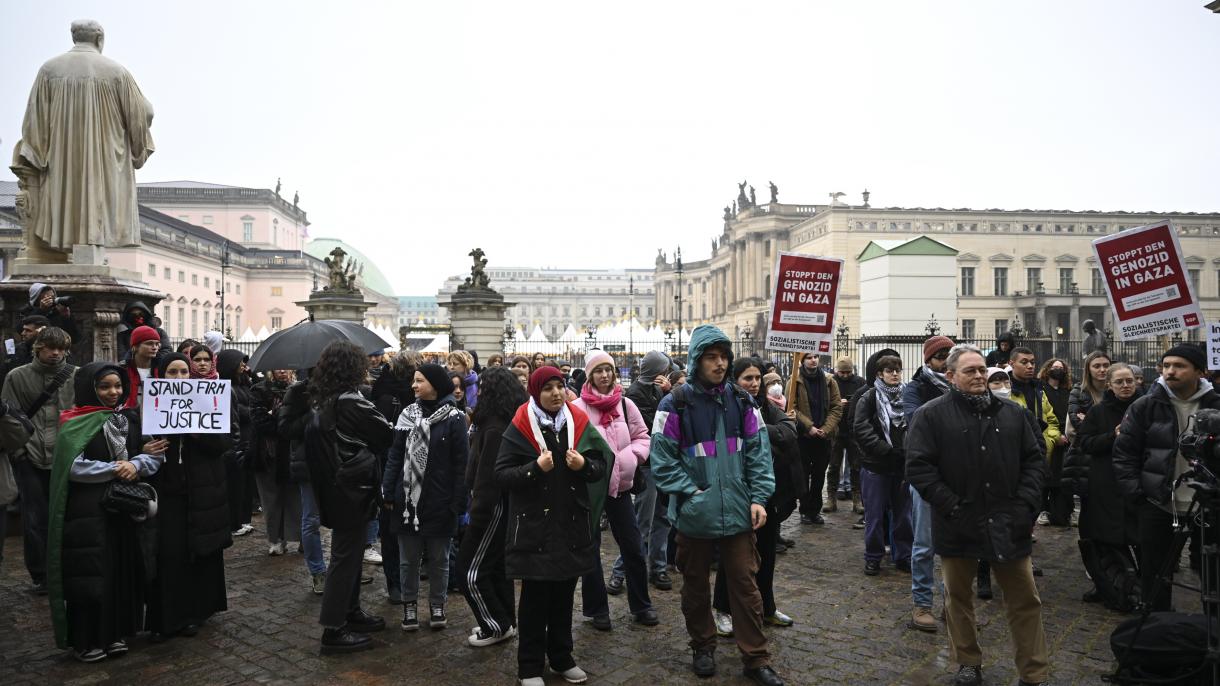 berlin ogrenciler filistin destek.jpg