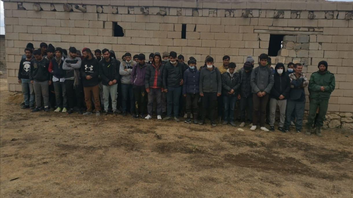 164 مهاجر غیرقانونی افغان در وان دستگیر شدند