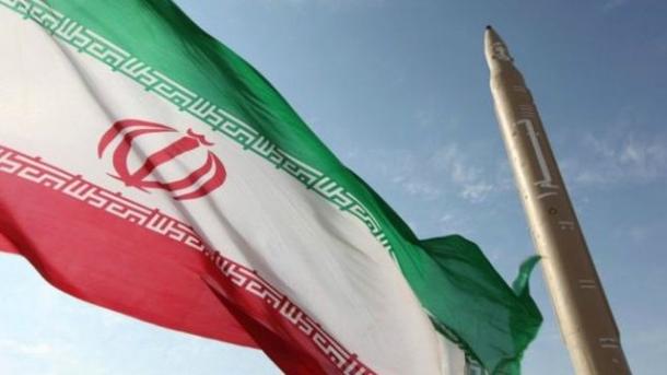 İran yenǝ ballistik raket sınağı keçirib