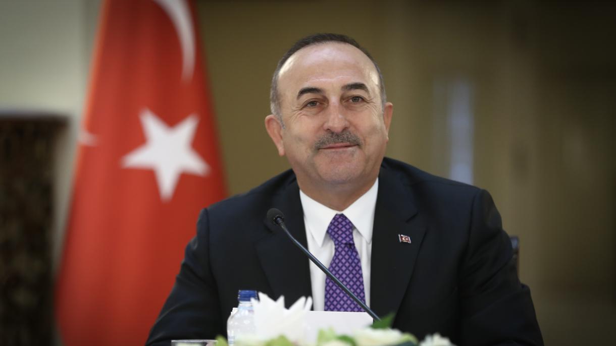 Ha mantenido conversaciones bilaterales el ministro turco Çavuşoğlu en ASEAN