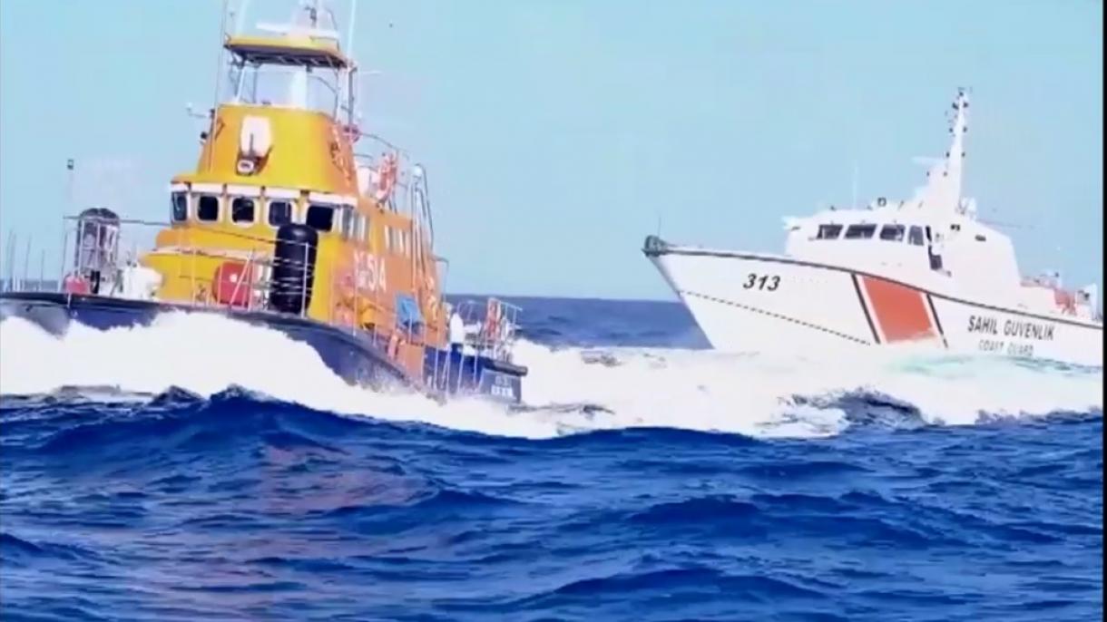 Yunan Sahil Güvenlik botu foto.jpg