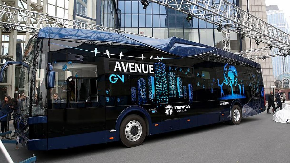 El primer autobús eléctrico turco sale a las calles