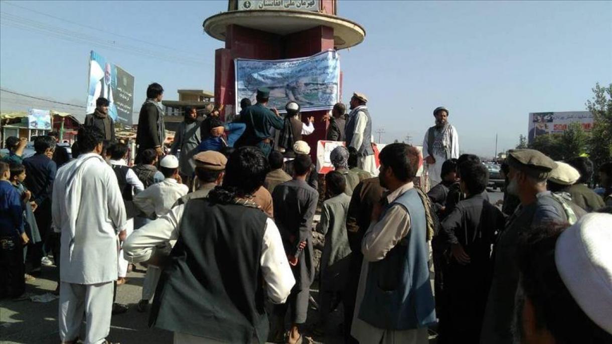 تجمع اعتراض آمیز مردم افغانستان درکابل به پخش اعلامیه های " توهین‌آمیز" ناتو
