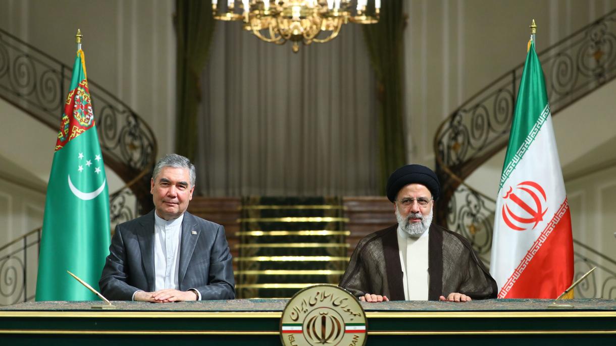 İran Türkmenistan Reisi Kurbankulu Berdi Muhamedov.jpg