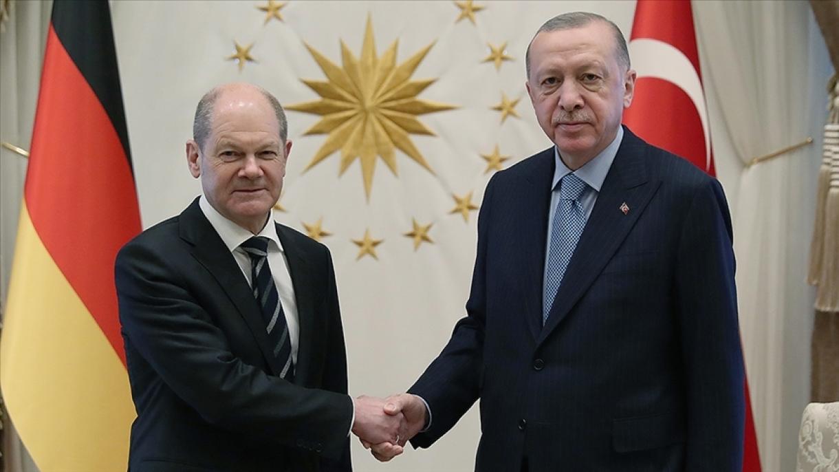 Türkiye espera a Alemania a regresar a su postura neutral en las relaciones turco-griegas