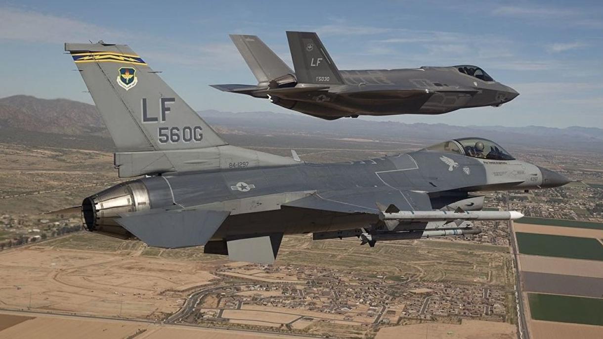 حمله هوایی جنگنده های مصر به اهداف تروریستها در لیبی