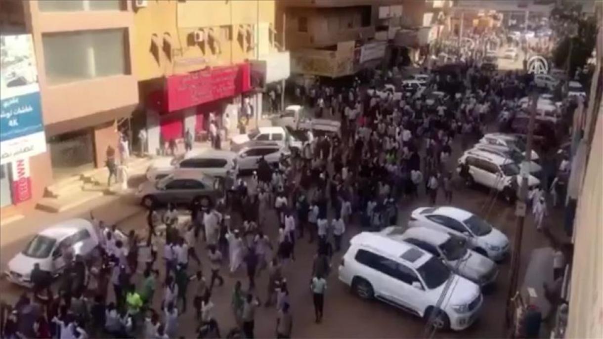 Sudão: protestos contra aumento do preço do pão provocam seis mortos
