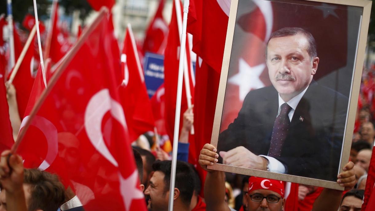 Europa, ¡álzate en defensa de Erdogan!