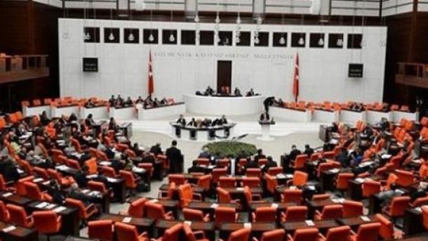 土耳其议会又通过两项欧盟免签证标准
