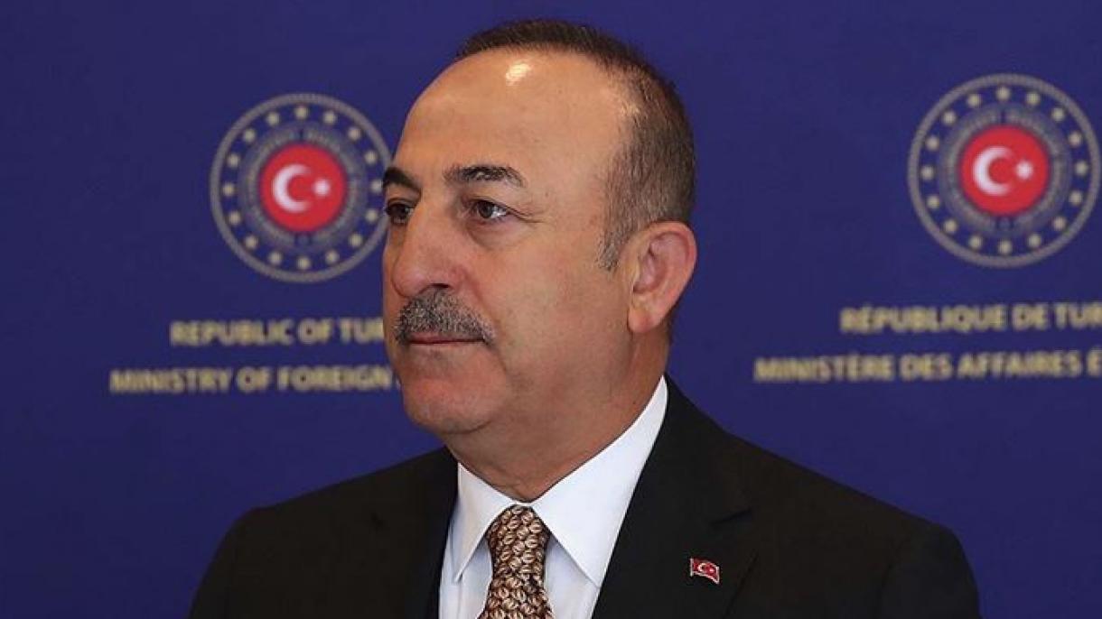 A török külügyminiszter részvétét fejezte ki a párizsi káld közösség számára