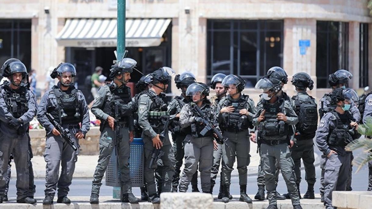 İsrail polisi aksiya keçirən fələstinlilərə sərt müdaxilə edib