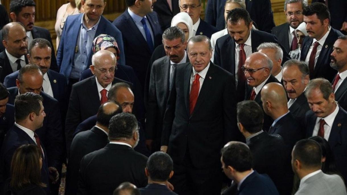 土耳其总统府举办国庆招待会