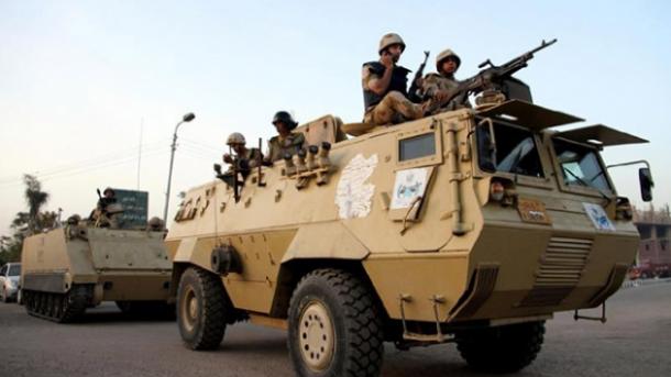 Επίθεση κατά στρατιωτικού λεωφορείο στην Αίγυπτο