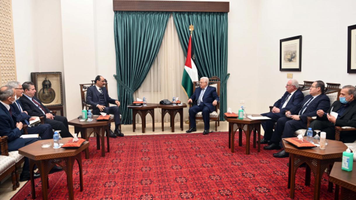 ابراہیم قالن اور نائب وزیر خارجہ سعدات  اونال کی  فلسطینی صدر محمود عباس  سے ملاقات