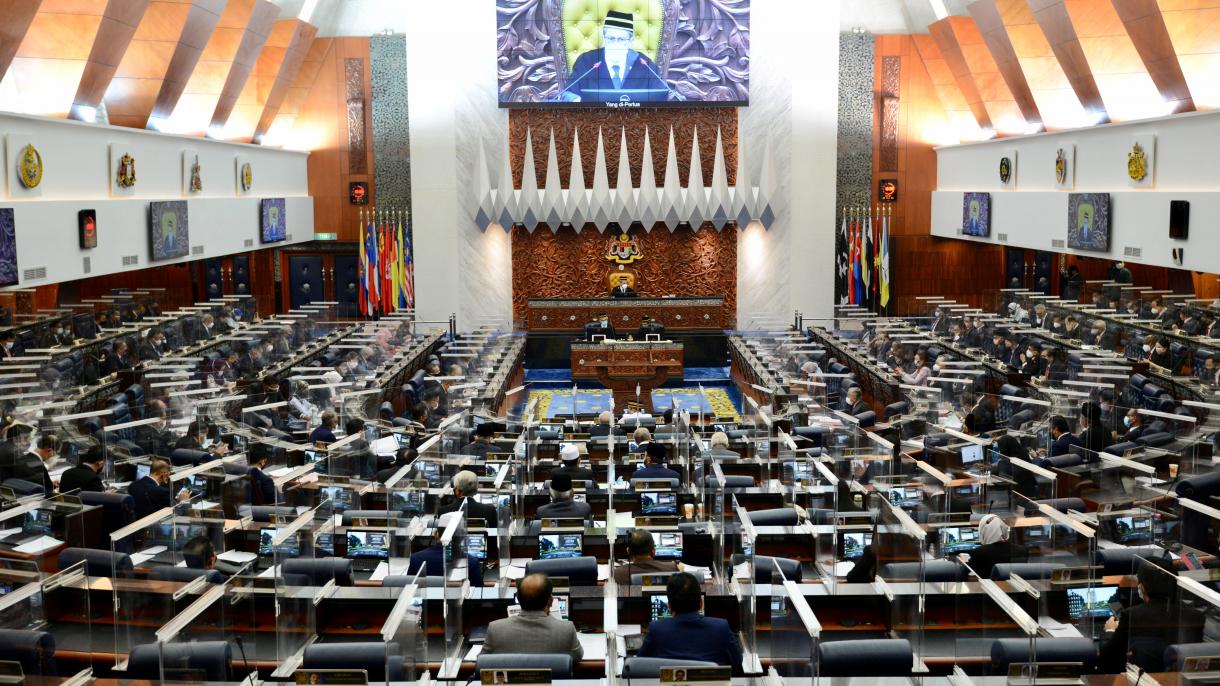 Sidang Parlimen di Malaysia Ditangguhkan kerana Kes Covid-19