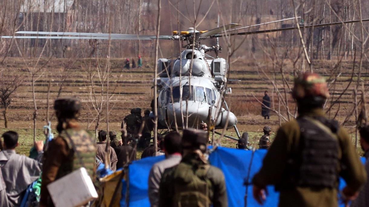 7 загинали при падане на военен хеликоптер в Индия