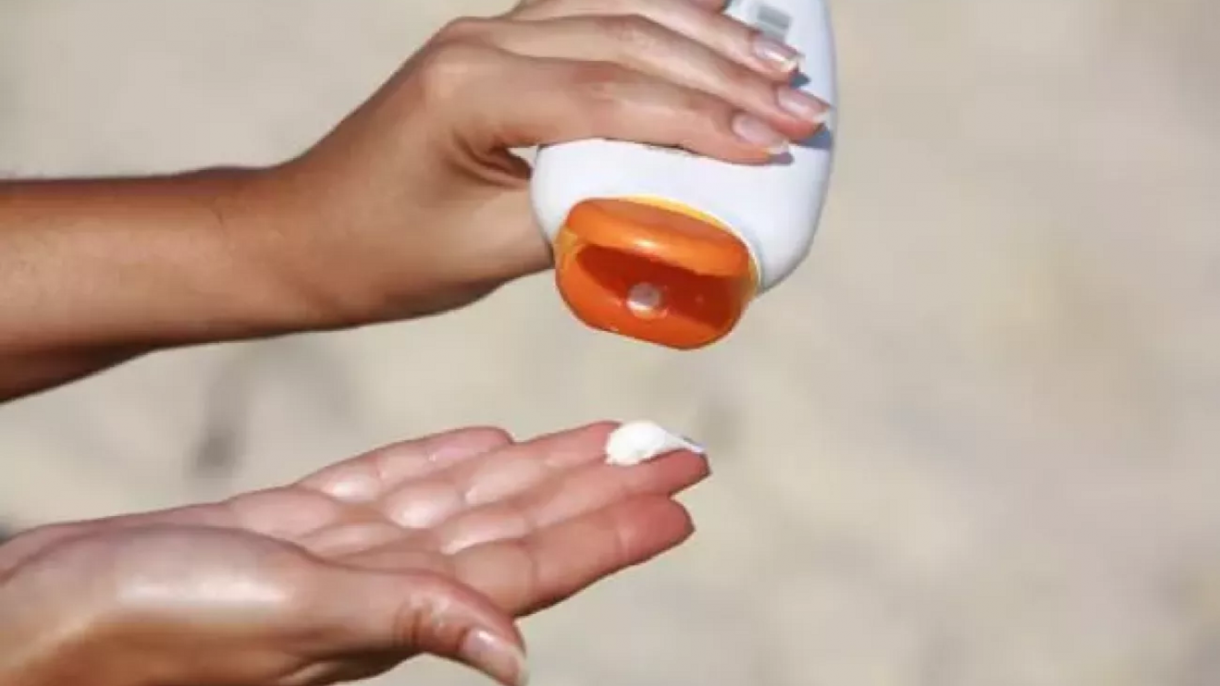 Países Bajos distribuirá crema solar gratis para evitar el cáncer de piel