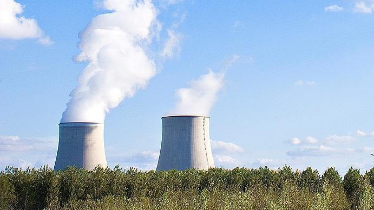 Iran, inizia costruzione di un reattore nucleare nella centrale di Isfahan