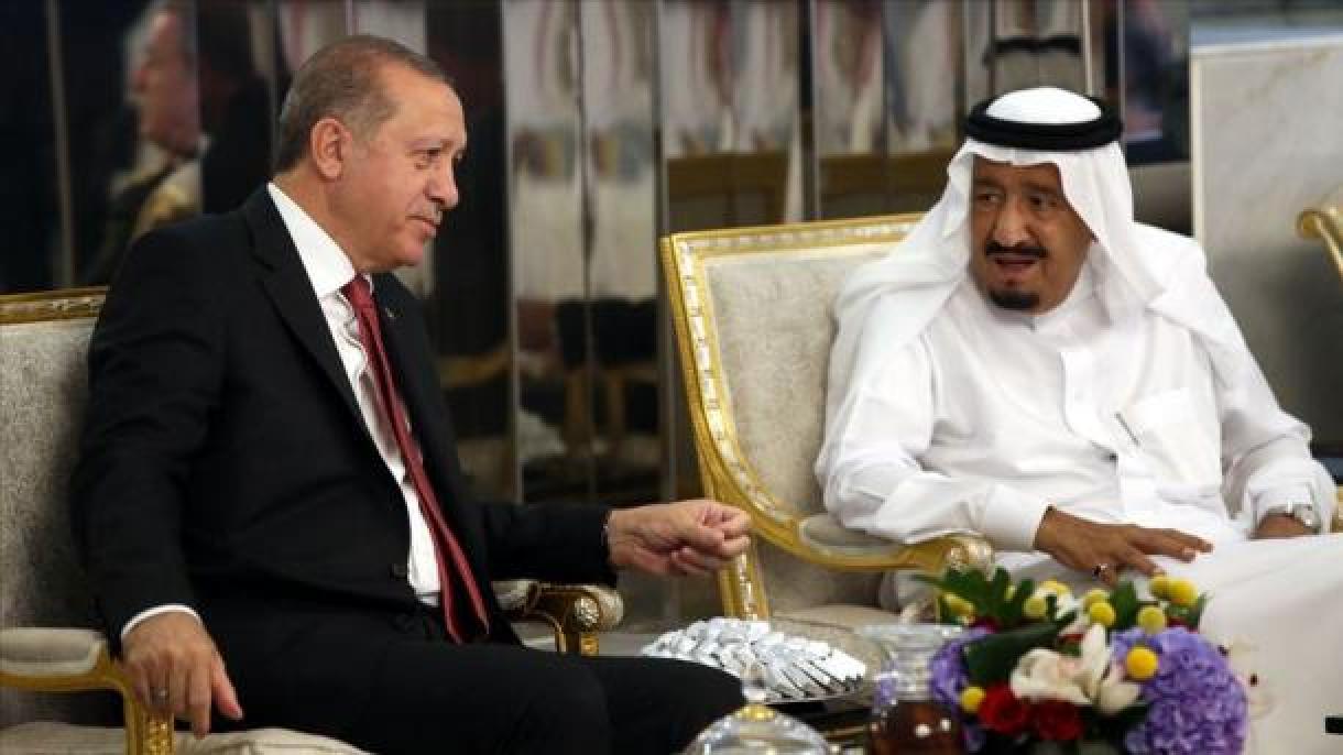 Erdogan conversou por telefone com o rei Salmán bin Abdulaziz