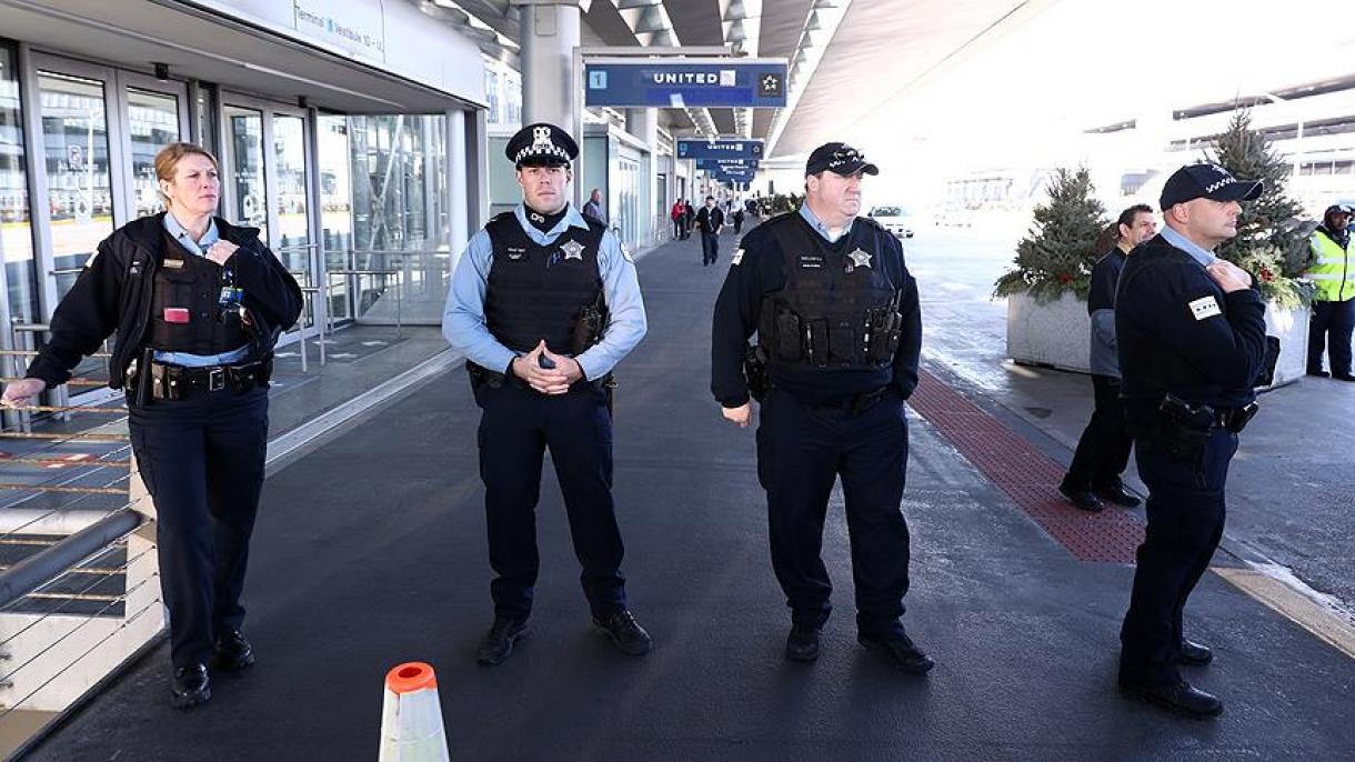伊朗裔男童在美国机场被铐拘禁数小时