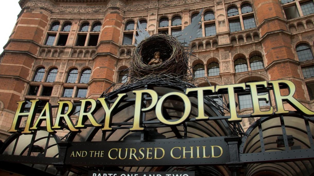 Több mint nyolcezer fontért árulnak jegyeket a Harry Potter-színdarabra Londonban