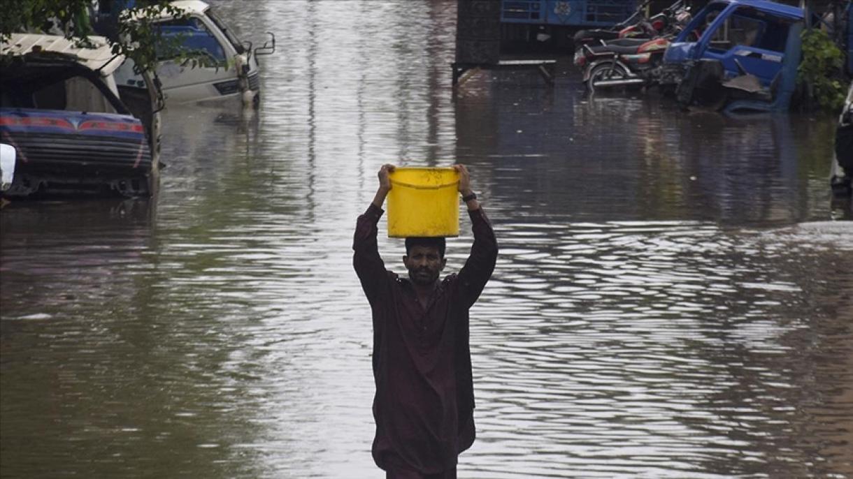 Sube el número de muertos en inundaciones en Pakistán