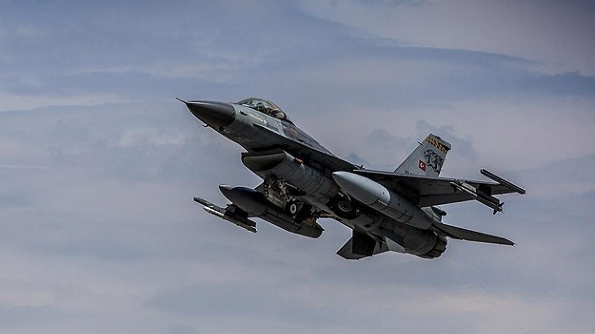 Aviões turcos bombardeiam 256 alvos do DAESH na Síria