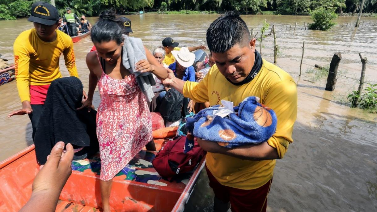 Casi una treintena de muertos por el ciclón tropical Julia en países centroamericanos