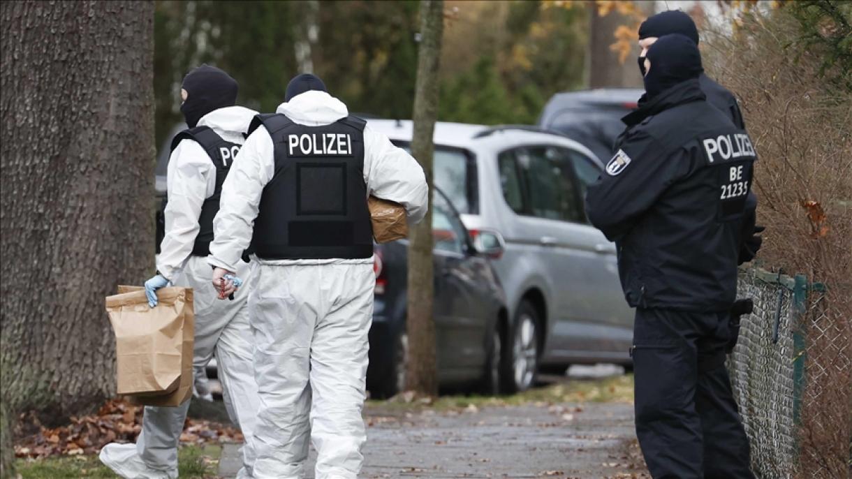 جرمنی: حکومت پر حملے کی تیاریوں کے شبہے میں انتہا پسند گروپ کے خلاف کاروائیاں شروع